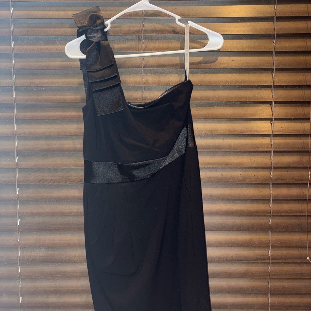 Boston Proper One-Shoulder Black Evening Dress with Bow Strap